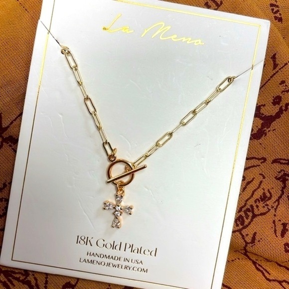 Brand New La Meno 18K Gold Plated Cross Chain Necklace Crystals Christian - Picture 2 of 12